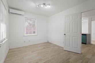 Building Photo - 1415 Church St