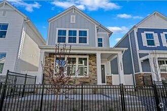 Building Photo - 10033 Torreya Dr