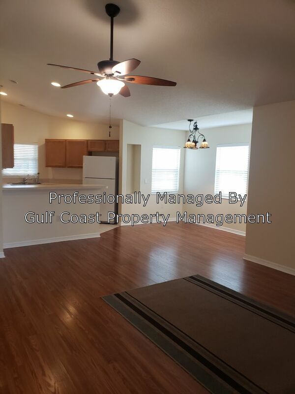 Building Photo - 4613 72nd Ct E