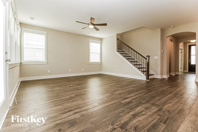 Building Photo - 301 Citation Way