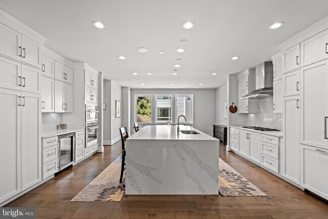 Foto del edificio - 3717 Glenmoor Reserve Ln