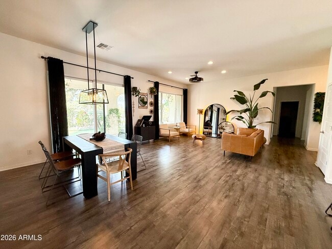 Building Photo - 14200 W Village Pkwy