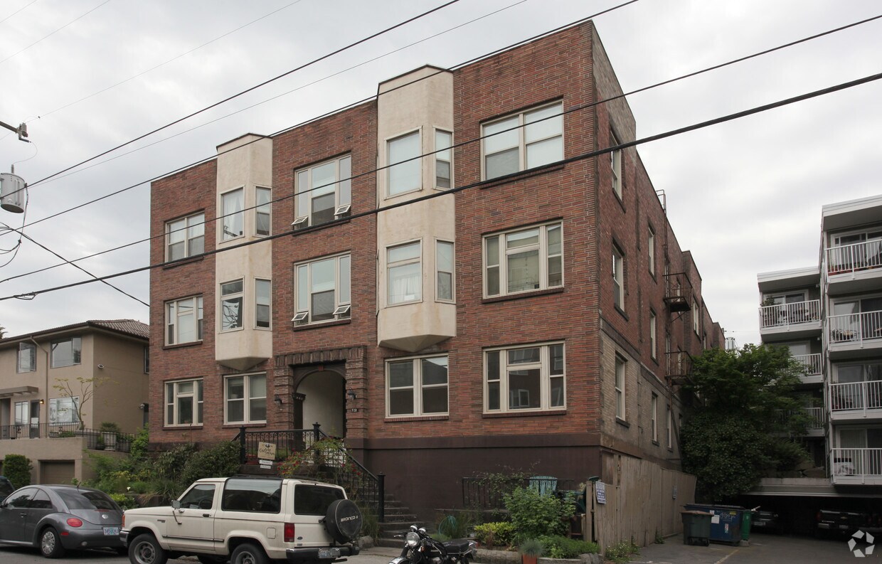 Foto principal - Carlyle Apartments