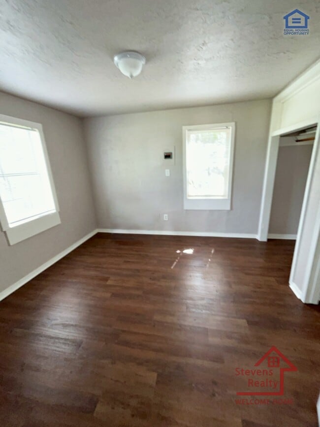 Foto del edificio - 410 SW 14th St