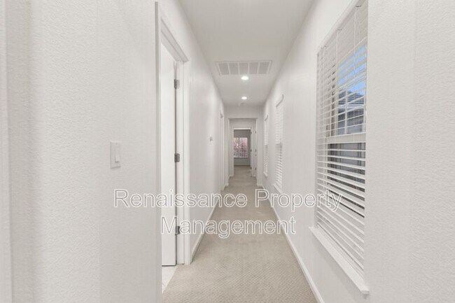 Foto del edificio - 288 W Fauna Ave