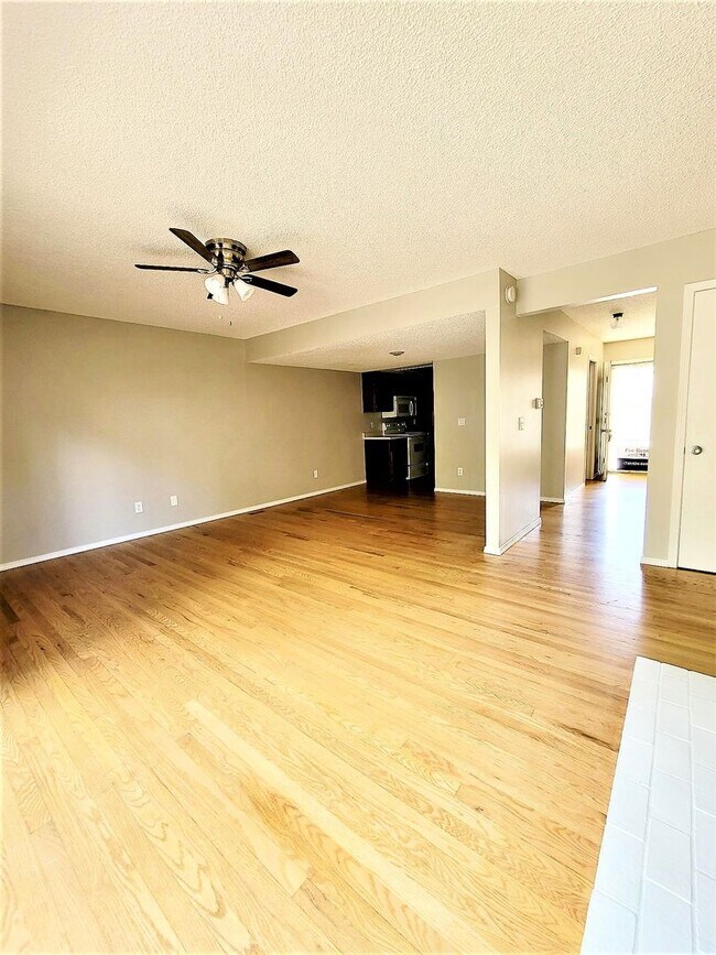 Foto del edificio - 2510 Hamlet Ln