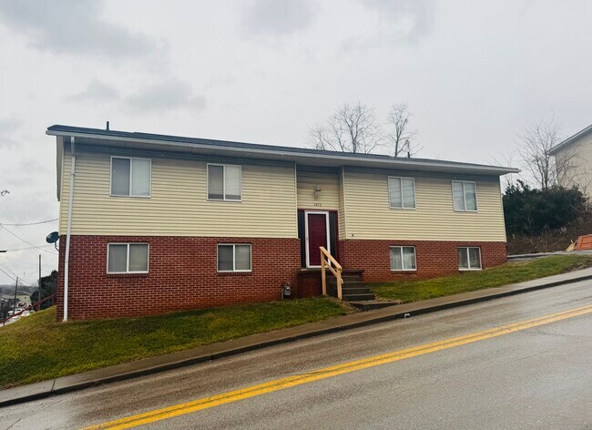 Foto del edificio - 3472 University Ave