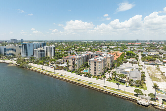 Foto del edificio - Flagler Pointe