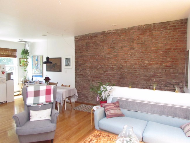 Foto del edificio - 362 Carroll St