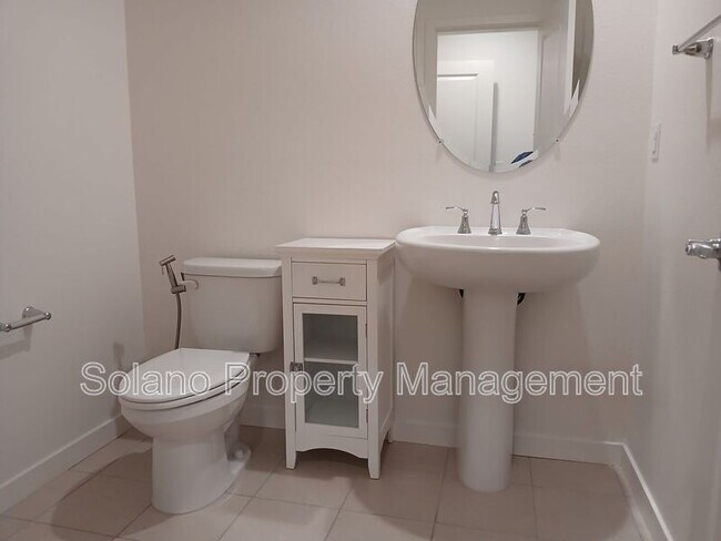 Foto del edificio - 1284 Warmth Ct