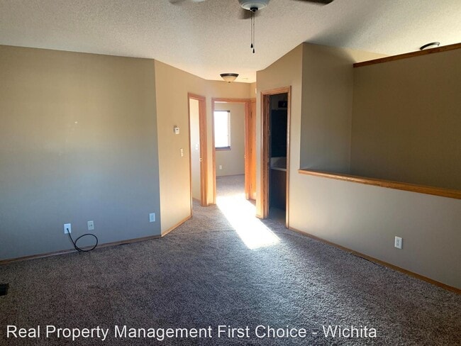 Building Photo - 4 br, 2 bath House - 8923 W Meadow Park St.