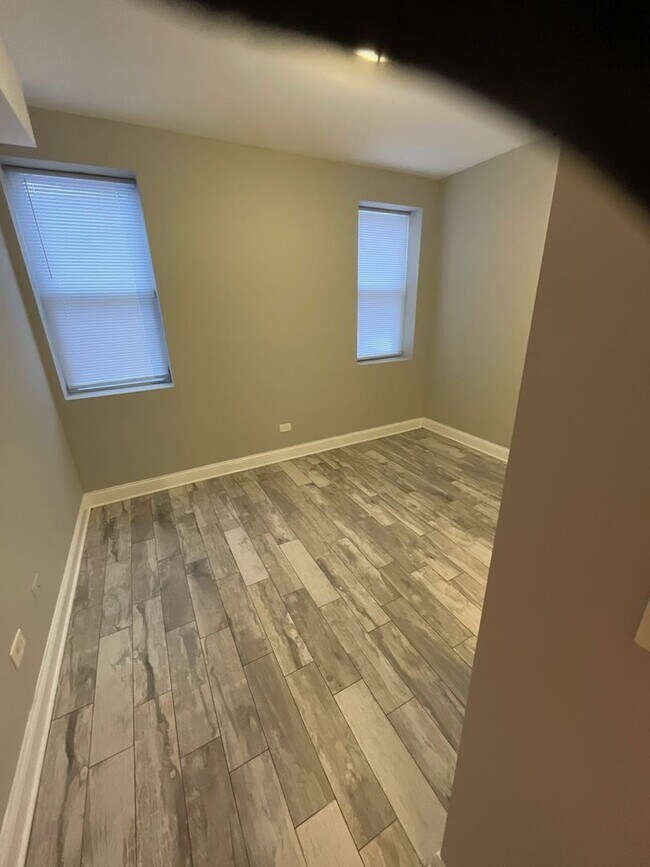 Foto del edificio - 92nd and Loomis LLC