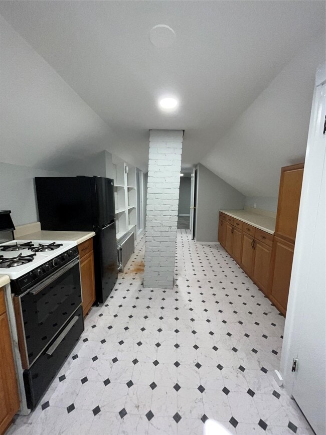 Foto del edificio - 121 Craig Ave