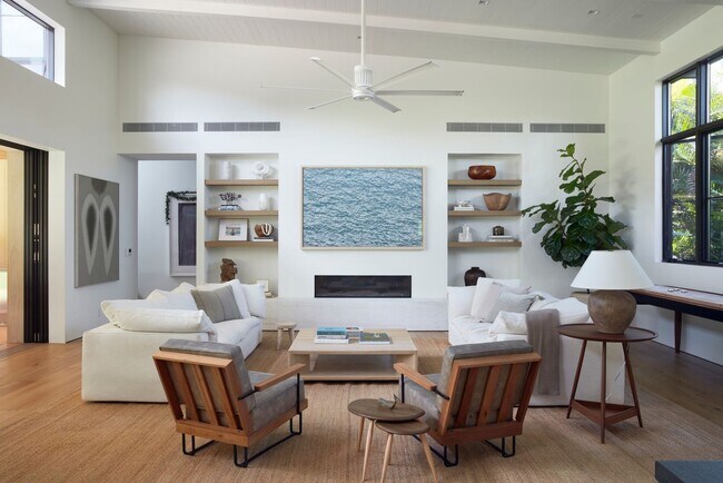 Building Photo - Exclusive Diamond Head Luxury Estate – A P...