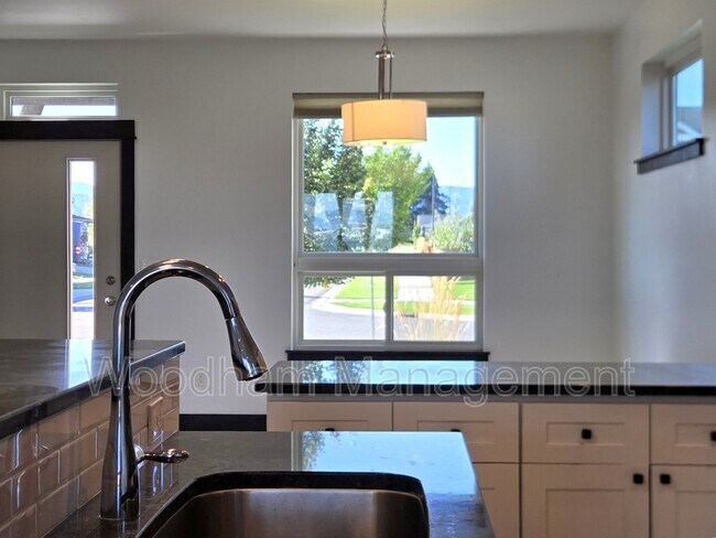 Building Photo - 4423 Ethan Way