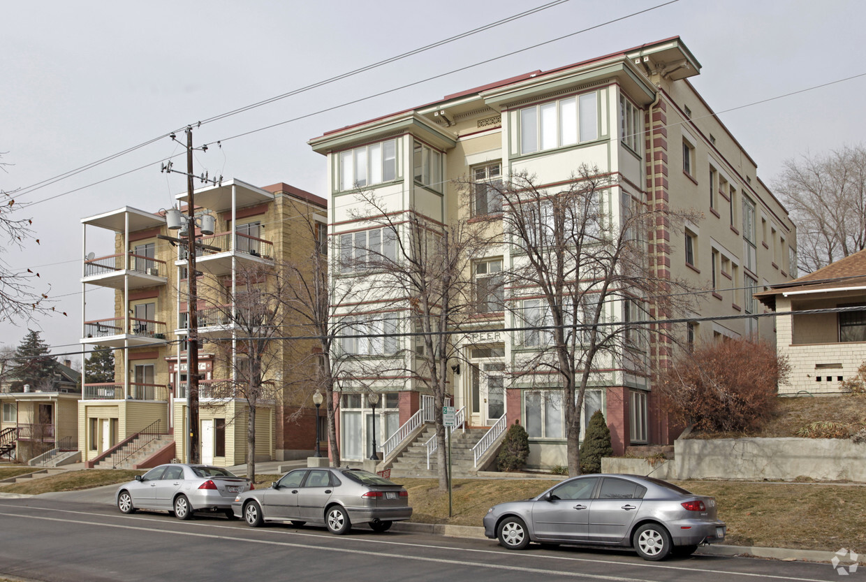 Building Photo - Peery Apartments