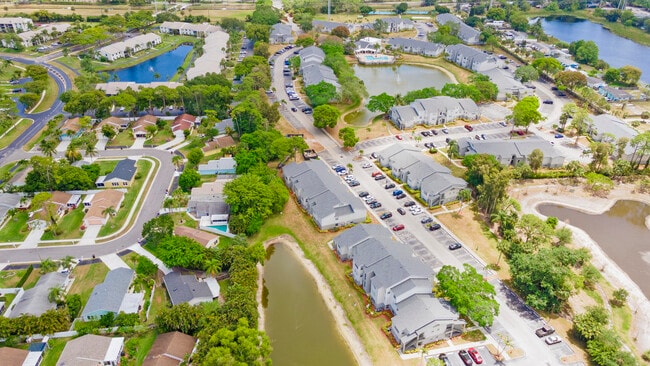 Foto del edificio - 1401 Village Blvd