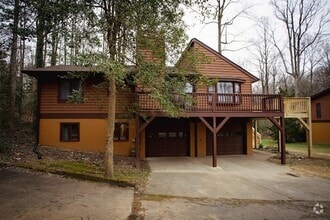 Building Photo - 36 Poplar Ct
