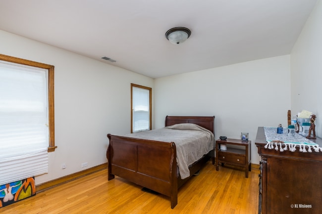 Foto del edificio - 10601 S Artesian Ave