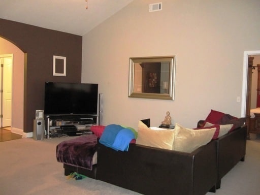Building Photo - Great South Crestview Location