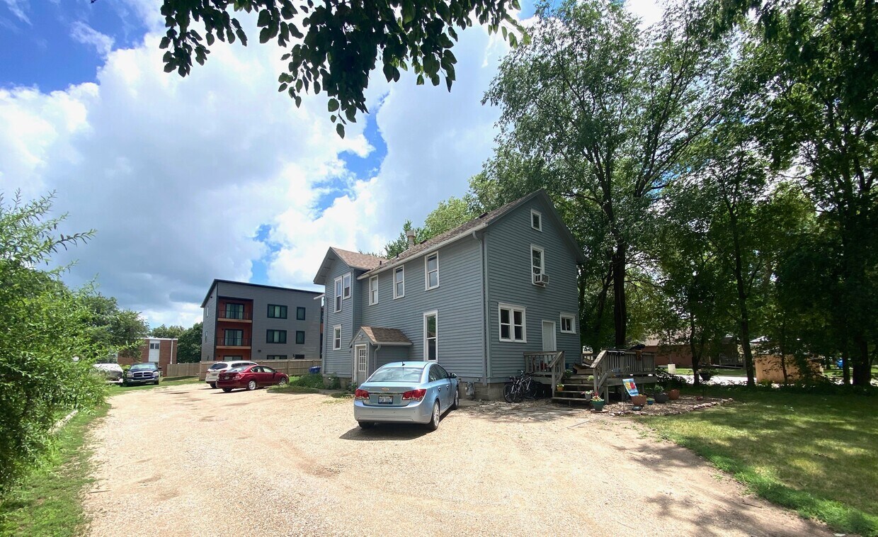 529 Cottage Ave, Vermillion, SD 57069 529 Cottage Ave Vermillion, SD