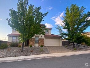 Building Photo - 875 Sienna Park Dr