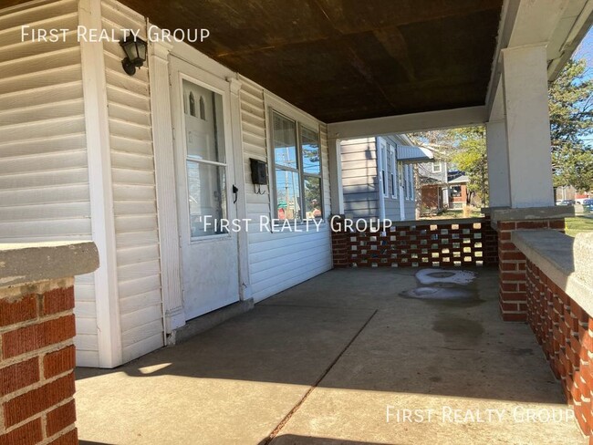 Building Photo - 3 Bedroom, 1 bath Home in Dayton, Move In ...