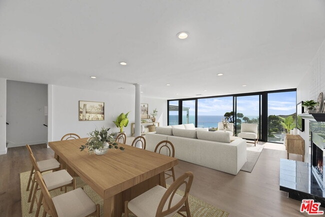 Building Photo - 18461 W Clifftop Way