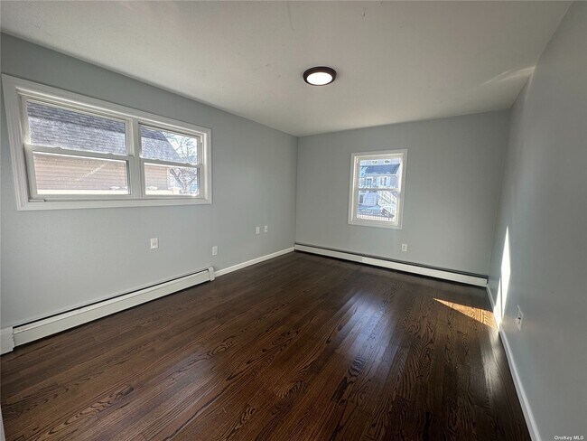 Building Photo - 53 Jackson Ave E