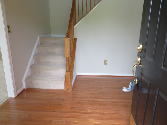 Foto del edificio - 12511 Woodbridge Ct