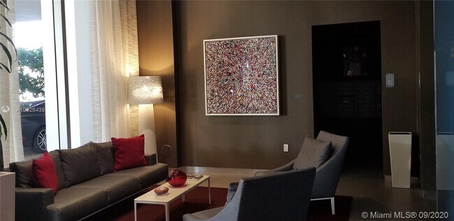 Foto del edificio - 2600 E Hallandale Beach Blvd