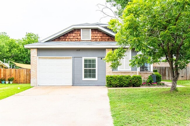 Building Photo - 1217 Silverton Ct