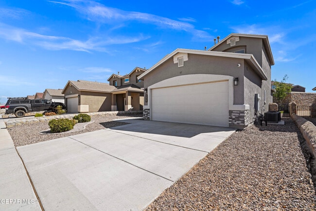 Building Photo - 6929 Black Mesquite Dr