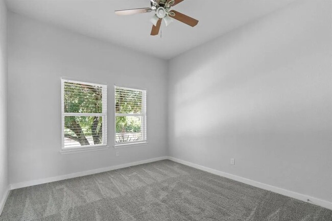 Building Photo - Gorgeous New Remodeled 2 Bedroom Condo nea...