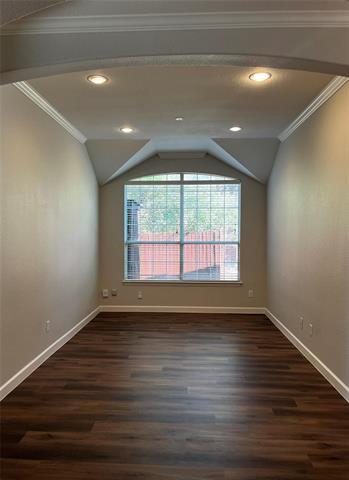 Foto del edificio - 14716 Lone Spring Dr