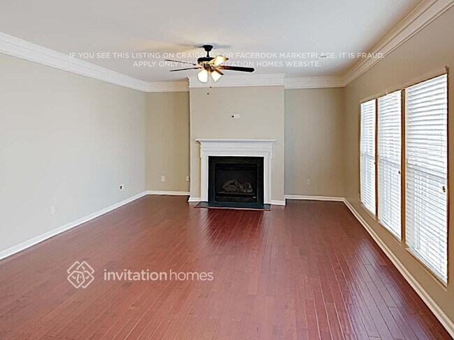 Building Photo - 2212 Big Pine Dr