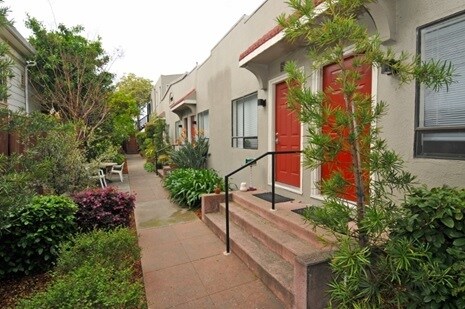 Foto principal - 721 E 18th St