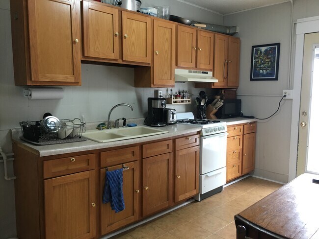 Foto del edificio - 324 N Gilbert St