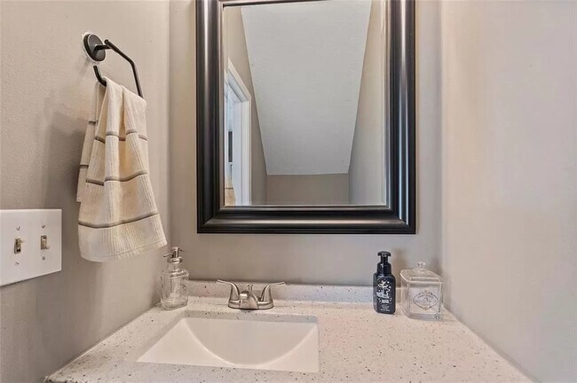 1/2 bath in living room - 3444 Washington Way