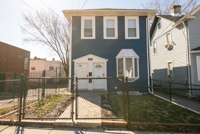 Foto del edificio - 1039 Evarts St NE