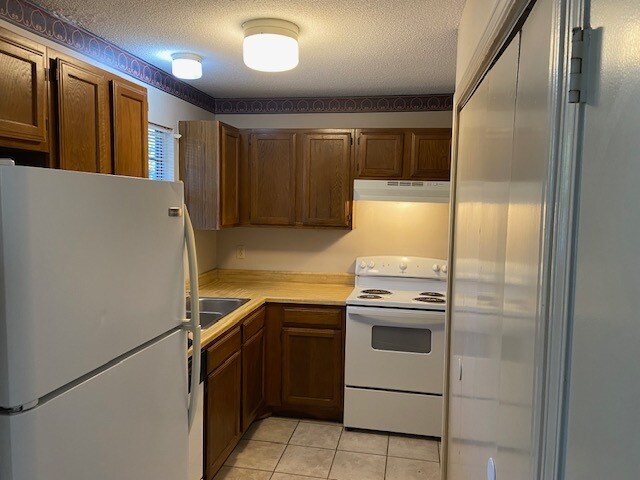 Foto del edificio - 124 Hummingbird Ln