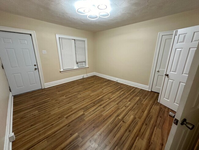 Foto del edificio - 3859 Alberta St
