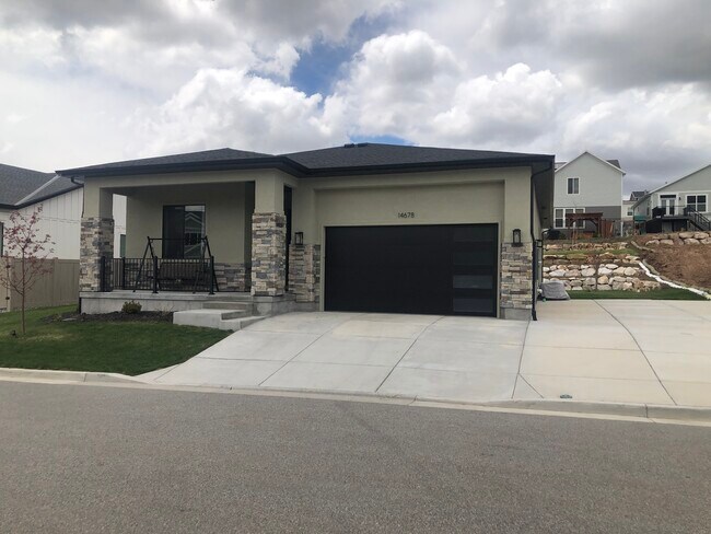 Building Photo - 14678 Ravine Rock Wy