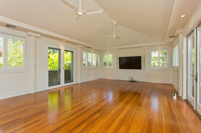 Foto del edificio - 4716 Farmers Rd
