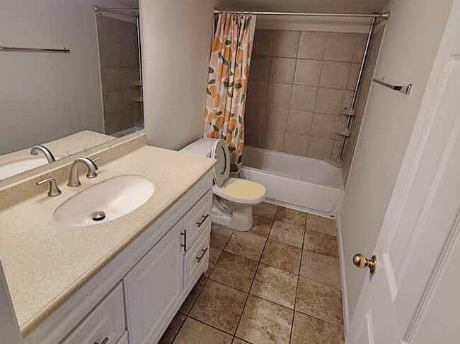 Building Photo - 127 Hazelhurst Ave