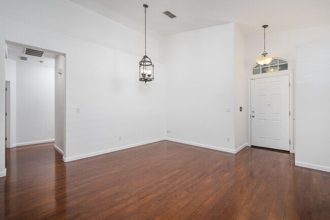 Foto del edificio - 2066 Horseshoe Glen Cir
