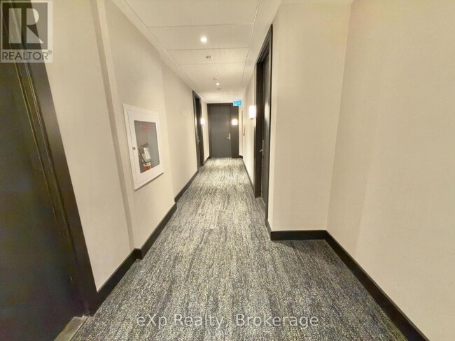 Building Photo - 55 Duke St W