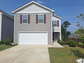 Building Photo - 205 Dunham Rd