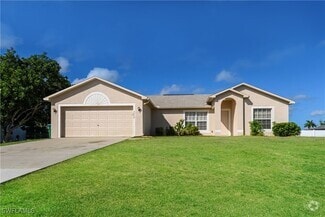 Building Photo - 2908 SW 16th Pl