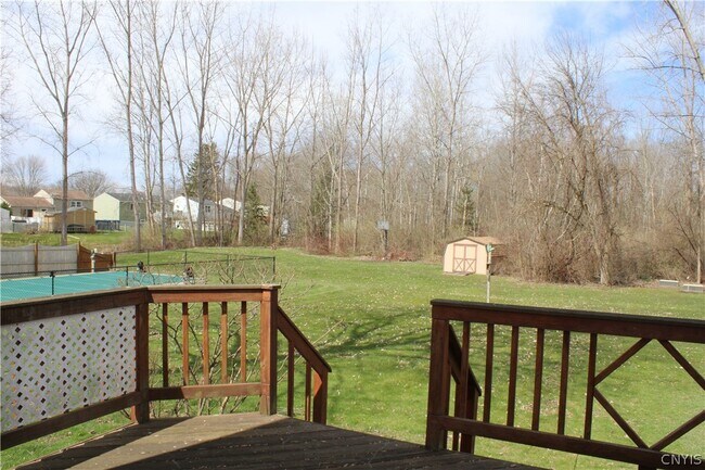 Foto del edificio - 8399 Shoveler Ln